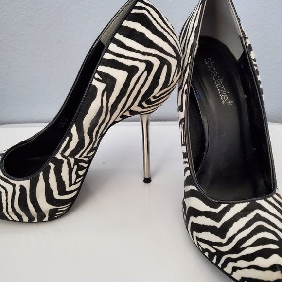 Zebra Women's heels - Picture 3 of 13